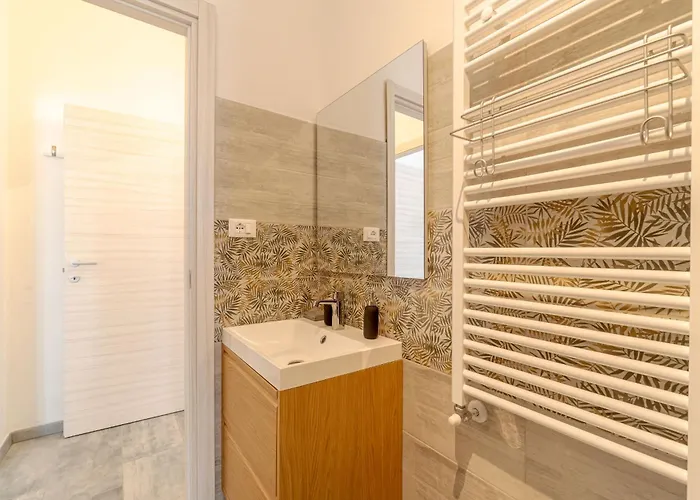 Guesthost - Functional Flat Near The Olimpic Stadium *